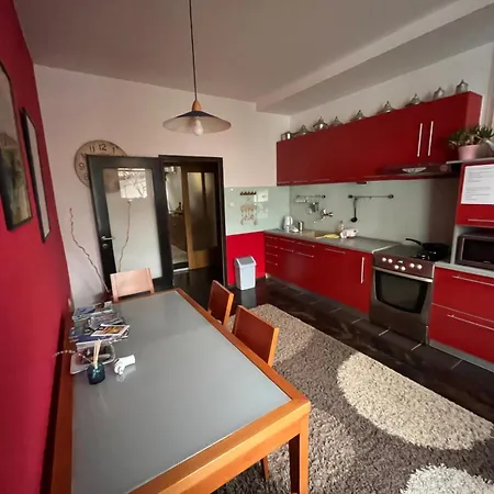 Apartment Music, Garden And Free Parking Sarajevo